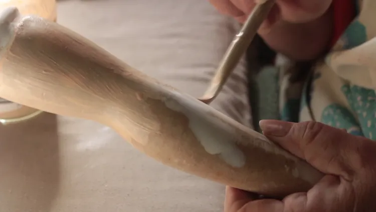 (USB) Vanishing Trades: 6 short films - Image 9